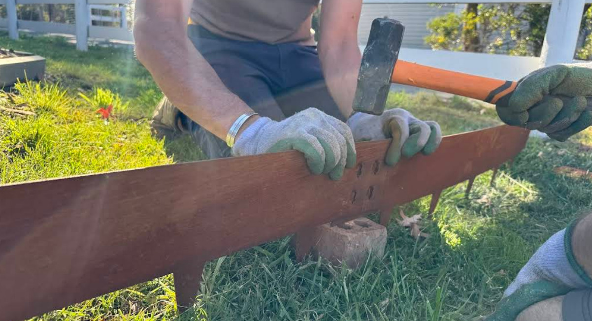 Installing Corten steel garden edging