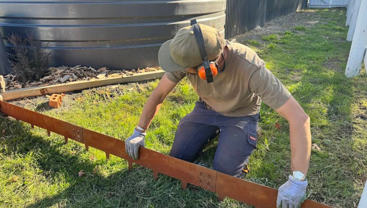 Installing Corten steel garden edging